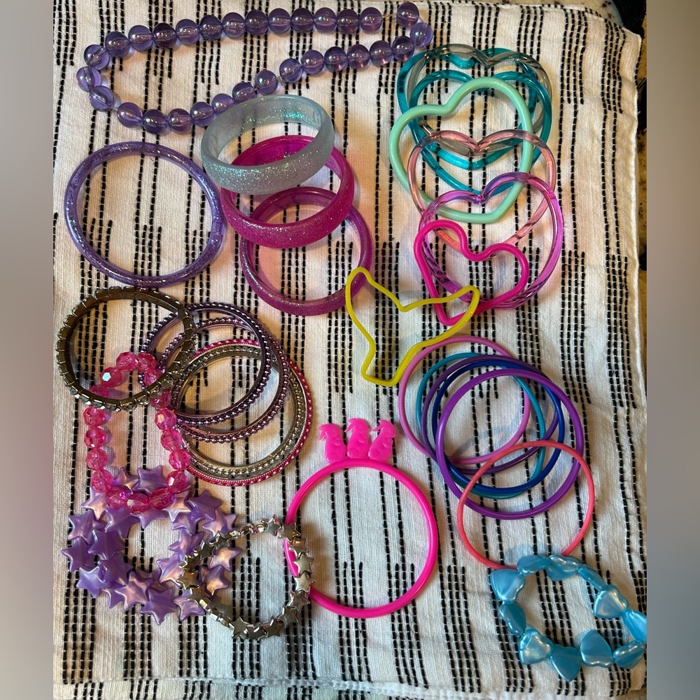 Little girl dress up bracelet’s and necklace
